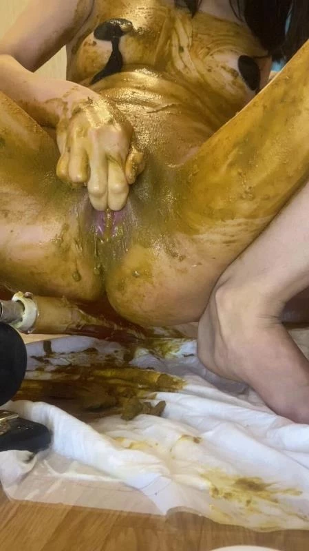 p00girl - Fisting, fuck machine in both holes and smearing shit - UltraHD/2K (2024)